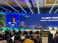 Komut PLN Ungkap Strategi Tarik Investasi Hijau untuk Transisi Energi