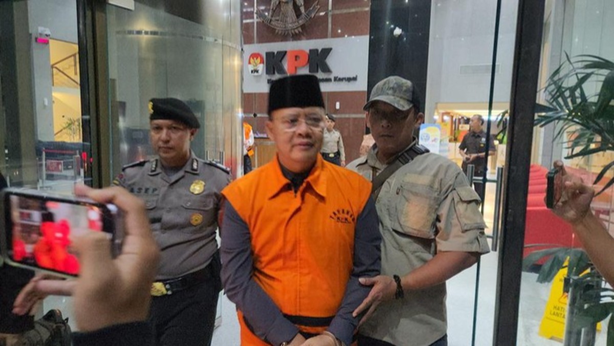 Momen Buzzer: Gubernur Bengkulu Terjaring OTT, Ungkap Skandal Peras Dana Pilkada!