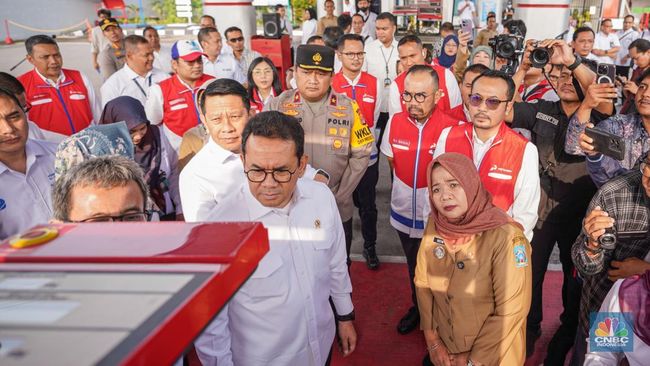 Mendag dan Dirut Pertamina Patra Niaga Tinjau SPBU Sleman yang Disegel