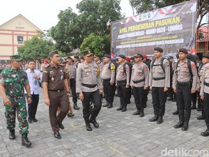 Polres Probolinggo Geser Personel Pengamanan ke TPS Pilkada 2024