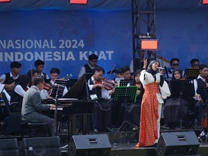 Cerita Persiapan Orkestra SMK TI Muhammadiyah Cikampek Tampil di Upacara HGN 2024