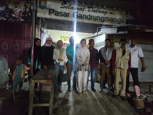 Legislator Gerindra Novita Wijayanti Tinjau Langsung Lokasi Kebakaran Pasar Cilacap