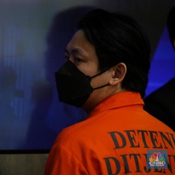 Ini Dia Tampang Buronan Interpol Asal Filpina yang Ditangkap di Bali