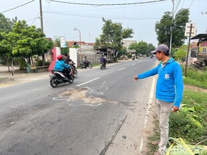 Pemotor Asal Gresik Tewas Terlindas Truk Gandeng di Mojokerto