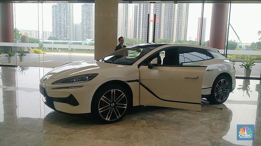 Perusahaan teknologi yang juga produsen mobil listrik asal China BYD. (CNBC Indonesia/Suhendra)