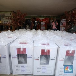 Intip Kesibukan Distribusi Kotak Suara Jelang Pilkada Serentak 2024