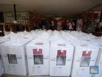 Intip Kesibukan Distribusi Kotak Suara Jelang Pilkada Serentak 2024