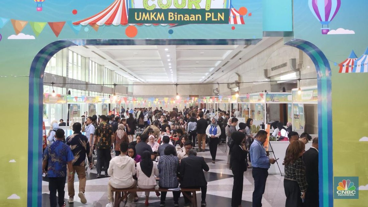 pln-2_169 Omzet UMKM Kuliner Binaan PLN Melonjak di Electricity Connect 2024