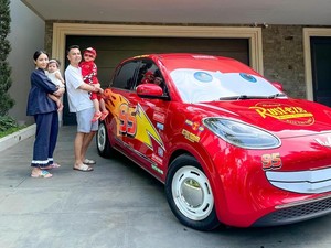 Penampakan Mobil Ultah Rayyanza yang Diubah Jadi Lighting McQueen