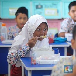 Program Makan Bergizi Gratis Prabowo-Gibran Resmi Dimulai Hari ini