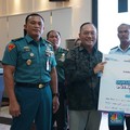 Bank Mandiri Salurkan Bantuan Biaya Kuliah ke Keluarga TNI & Polri