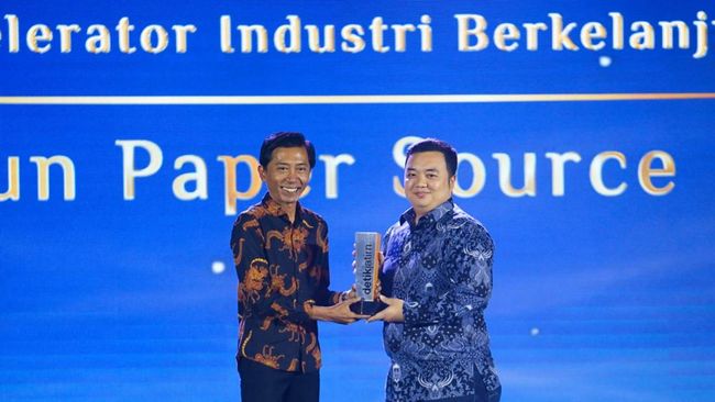 Top! Sun Paper Source Raih Penghargaan Bisnis Terpuji