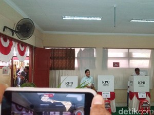 Andika-Hendi Menang di TPS Jokowi Mencoblos