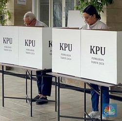 Gaya Sri Mulyani, Erick dan Bahlil Gunakan Hak Pilih di Pilkada 2024