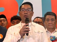 Ekspresi Ridwan Kamil-Suswono Saat Tanggapi Quick Count Pilkada