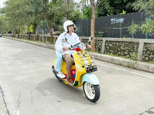 Vespa Langka yang Dipakai Raffi Ahmad ke TPS, Harga Bekasnya Naik Terus