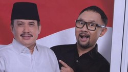 Foto Tak Biasa Ronal Surapradja di Surat Suara Pilgub Jabar