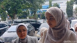 Cut Intan Nabila Siap Bersaksi di Sidang KDRT dengan Armor Toreador