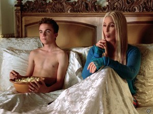 Frankie Muniz Menyesal Keluarga Jadi Korban Ambisi Karier