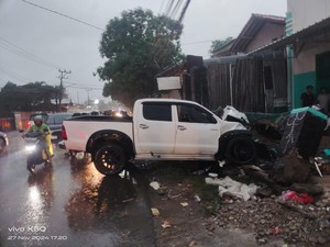 Detik-detik Hilux Tabrak 10 Kendaraan di Cipondoh hingga Korban Bergeletakan