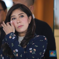 Raksasa Cloud Sebut Investasi di RI Paling Besar, Meutya Minta Tambah