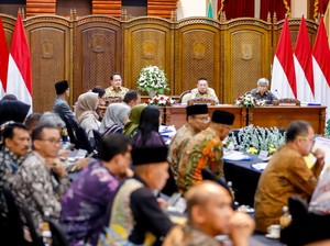 Pemprov Jatim Rapat Bareng Banggar DPR, Bahas soal Perekonomian & Fiskal