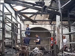Bengkel-Konter HP Terbakar di Palembang, 3 Orang Dilaporkan Tewas