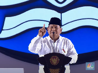 Prabowo Bawa 2 Kabar Baik Buat Guru Honorer