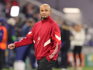 Kompany Tolak Anggapan Skuad Bayern Terlalu Ramping