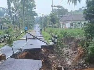 Banjir Malang Selatan Sebabkan 3 Titik Jalan dan Jembatan Rusak