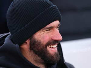Alisson: Habiskan Kontrak di Liverpool Dulu, Baru Mudik ke Brasil