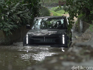 Daftar Mobil Listrik yang Dapat Subsidi Pajak: Wuling Air ev-Chery J6