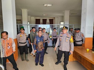 Kapolres Rohil Monitoring Penghitungan di Kantor PPK, Jajaran Polsek Dilibatkan