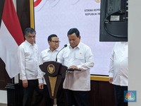 Ditanya Rumus Formulasi Upah Minimum 2025 Naik 6,5%, Ini Jawab Menaker