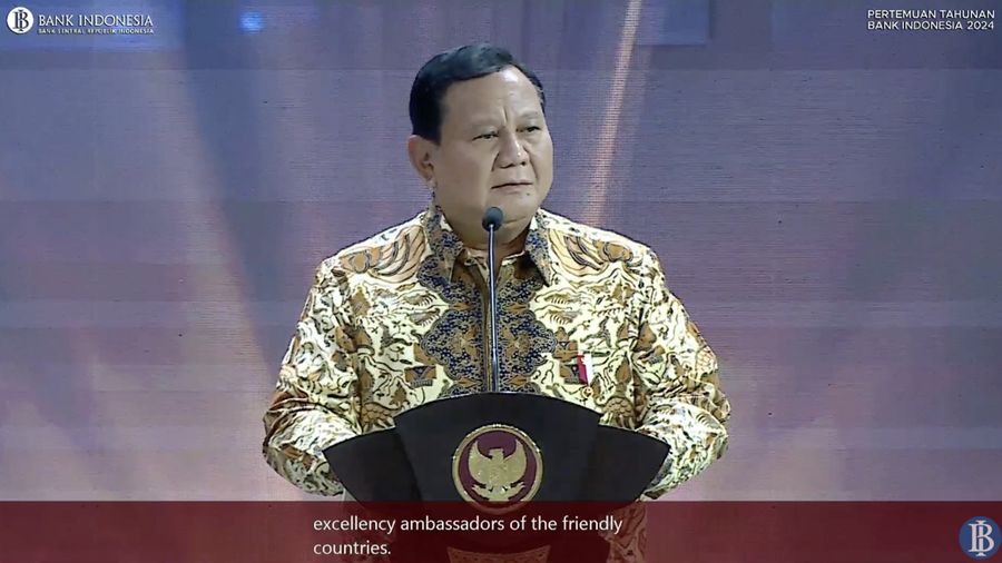 Presiden Republik Indonesia Prabowo Subianto dalam acara Pertemuan Tahunan Bank Indonesia (PTBI) Tahun 2024 di Grha Bhasvara Icchana, kompleks kantor pusat Bank Indonesia, Jakarta, Jumat (29/11/2024) malam. (Tangkapan layar youtube Bank Indonesia)
