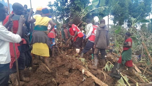 Potret Longsor Maut Kubur Ratusan Orang Hidup-Hidup, 15 Tewas