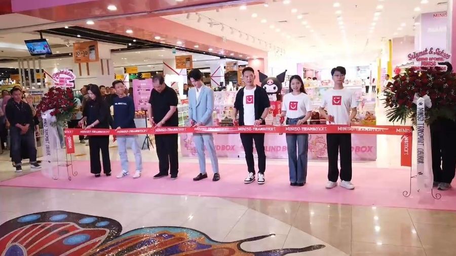 Miniso Pink di Transmart Trans Studio Mall (TSM) Cibubur, Depok, resmi dibuka hari ini (1/12/2024) disaksikan Chairman CT Corp Chairul Tanjung. (Dok. Detikcom/Herdi Alif Al Hikam)
