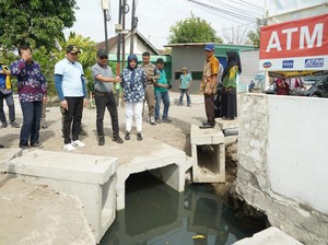 Plt. Bupati Sidoarjo Sidak Dua Proyek Jalan Betonisasi