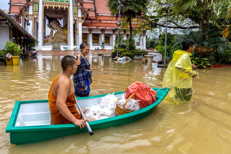 Pemandangan drone menunjukkan daerah yang terendam banjir di distrik Hat Yai, provinsi Songkhla, Thailand, 30 November 2024. Pemandangan drone menunjukkan daerah yang terendam banjir di distrik Hat Yai, provinsi Songkhla, Thailand, 30 November 2024. (REUTERS/Roylee Suriyaworakul)