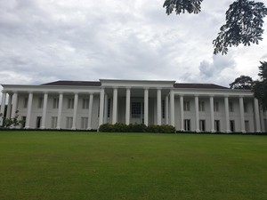Menguak Kemegahan dan Isi Gedung Putih yang Tersembunyi di Bogor