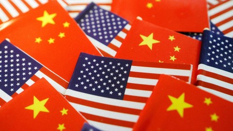 bendera-amerikas-serikat-as-dan-china-reutersflorence-loillustrationfile_169