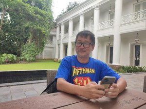 Sosok Johnny Pinot, Kuncen Bogor yang Otodidak Kenalkan Sejarah Lokal