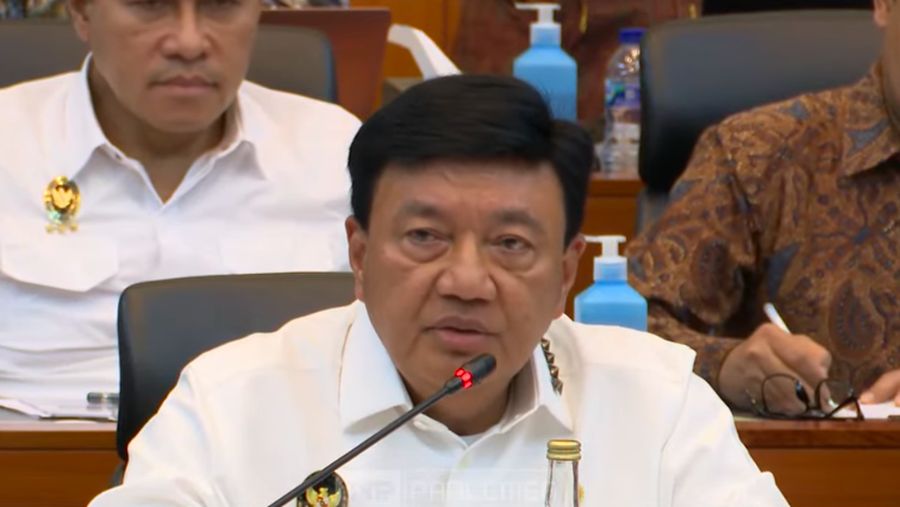Menko Polhukam Budi Gunawan saat mengikuti rapat Badan Anggaran DPR RI, Jakarta, Senin (2/12/2024). (Tangkapan Layar Youtube TVR Parlemen)