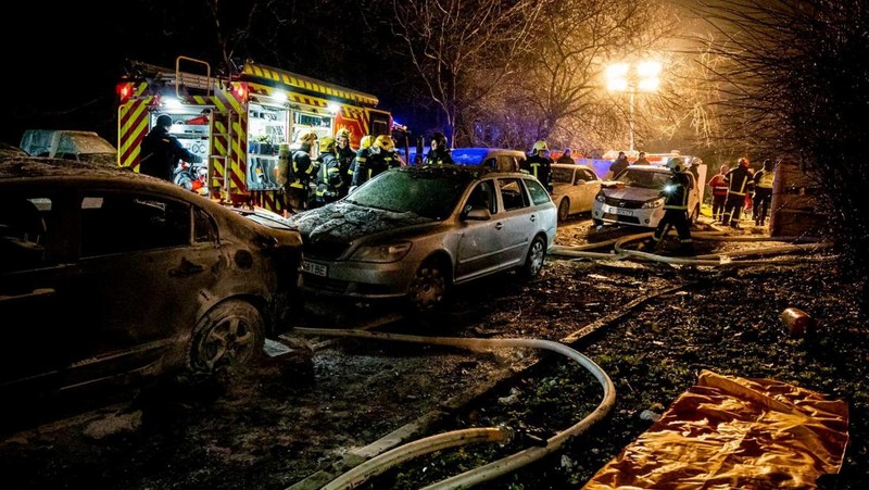 Suasanapasca serangan pesawat nirawak Rusia di kota Ternopil, Ukraina barat, Senin (2/12/2024). (Ternopil region/Handout via REUTERS)