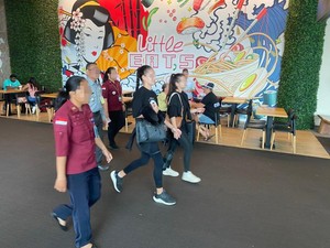 2 Cewek Rusia Layani Pijat Plus-plus di Bali, Sex Toys Diamankan