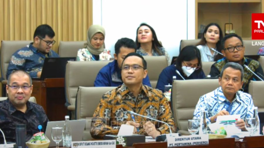 Jajaran direksi Pertamina saat RDP dengan komisi VI.(YouTut/TVR Parlemen)