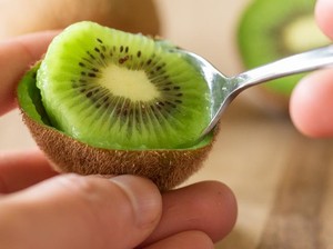 Jangan Asal Buang! 5 Kulit Buah Ini Ternyata Kaya Nutrisi dan Bisa Dikonsumsi