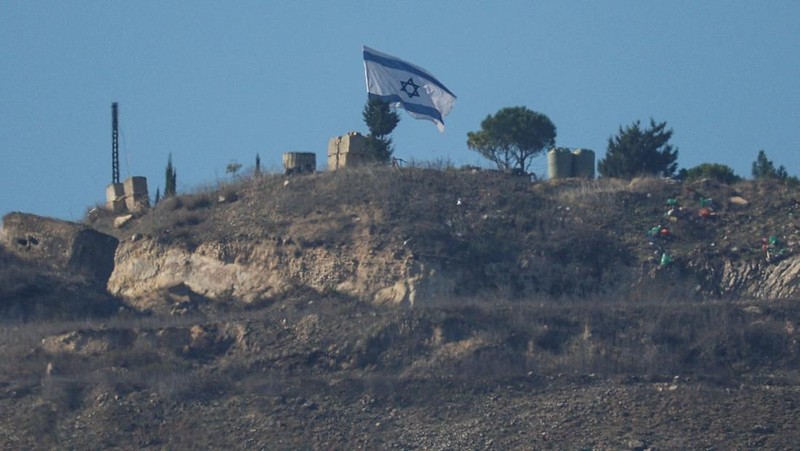 Kondisi bangunan-bangunan terlihat hancur di Lebanon yang berbatasan dengan Metula, Israel Utara, Selasa (3/12/2024). (REUTERS/Stoyan Nenov)