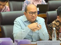 RI Minta Apple Investasi Rp 16 Triliun Demi Jual iPhone 16