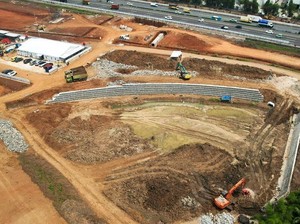 Akses Tol Langsung Jakarta-Merak di Paramount Petals Diproyeksi Rampung 2025